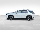 New 2025 Nissan Pathfinder Platinum image 2