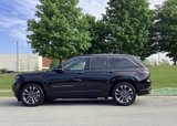 Used 2023 Jeep Grand Cherokee Overland w/ Adv Protech Group III image 3
