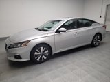 Used 2022 Nissan Altima 2.5 SL image 2