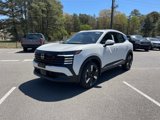 New 2025 Nissan Kicks SR image 2