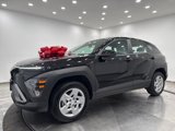 Used 2024 Hyundai Kona SE image 3