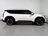 Used 2024 Kia EV9 Land image 5