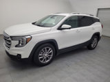 Used 2023 GMC Terrain SLT image 2