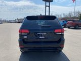 Used 2018 Jeep Grand Cherokee Altitude image 4