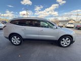 Used 2017 Chevrolet Traverse LT w/ Style and Technology Package image 4