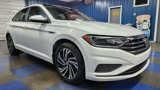 Used 2020 Volkswagen Jetta SEL image 2