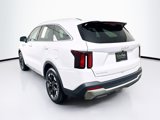 Used 2024 Kia Sorento S image 5