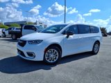 New 2026 Chrysler Pacifica Select image 2