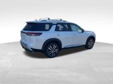 New 2025 Nissan Pathfinder Platinum image 4