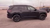 Used 2024 Jeep Grand Cherokee Altitude image 2