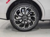 New 2025 Lincoln Nautilus Reserve image 3
