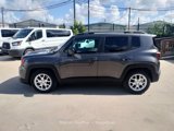 Used 2019 Jeep Renegade Latitude image 3