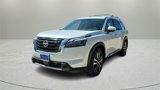 New 2025 Nissan Pathfinder Platinum image 3