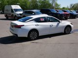 Used 2023 Nissan Altima 2.5 SV image 3