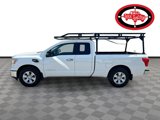 Used 2017 Nissan Titan SV image 4