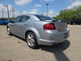 Used 2013 Dodge Avenger SE image 5