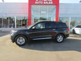 Used 2023 Ford Explorer XLT image 2