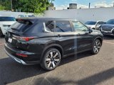 New 2025 Mitsubishi Outlander SE image 4