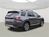 New 2025 Honda Pilot Touring image 4