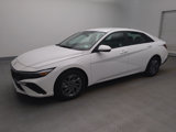Used 2024 Hyundai Elantra SEL image 2