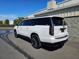 Used 2025 Cadillac Escalade ESV V image 4