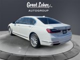 Used 2022 BMW 740i xDrive image 3
