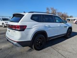 New 2025 Volkswagen Atlas Peak Edition SE image 4