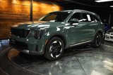 Used 2025 Kia Sorento EX image 2