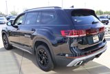 New 2025 Volkswagen Atlas Peak Edition SE image 6