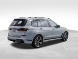 Used 2025 BMW X7 M60i image 5