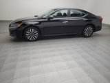 Used 2024 Nissan Altima 2.5 SV image 2