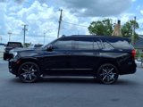 Used 2022 GMC Yukon SLT w/ SLT Premium Package image 3
