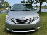 Used 2016 Toyota Sienna XLE image 2