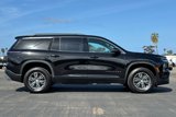 New 2025 Chevrolet Traverse LT w/ LPO, Floor Liner Package image 3