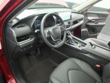 Used 2025 Toyota Grand Highlander FWD image 4
