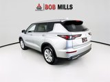 New 2025 Mitsubishi Outlander ES image 5