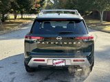 New 2025 Nissan Pathfinder SL image 4