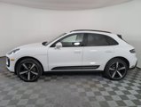 Used 2026 Porsche Macan image 2