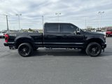 Used 2022 Ford F250 Lariat w/ Black Appearance Package image 6