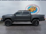 Used 2020 Toyota Tacoma TRD Sport image 2