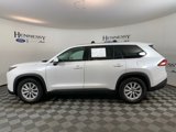 Used 2024 Toyota Grand Highlander XLE image 3
