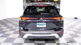New 2025 Volkswagen Tiguan SE image 6