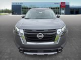 New 2025 Nissan Pathfinder Platinum image 2
