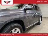 Used 2011 Toyota Highlander SE image 2