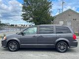 Used 2017 Dodge Grand Caravan SXT w/ Driver Convenience Group image 4