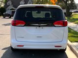 Used 2023 Chrysler Voyager LX image 5