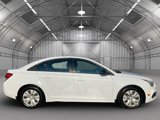 Used 2016 Chevrolet Cruze LS image 2