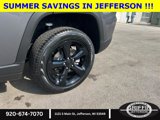 New 2025 Jeep Grand Cherokee Limited w/ Luxury Tech Group II image 6