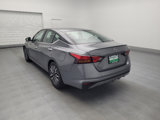 Used 2023 Nissan Altima 2.5 SV image 5