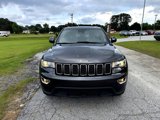 Used 2021 Jeep Grand Cherokee Laredo X image 2